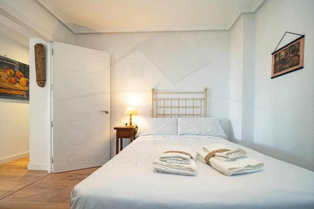 La Capilla Apartamento Oviedo Exterior foto