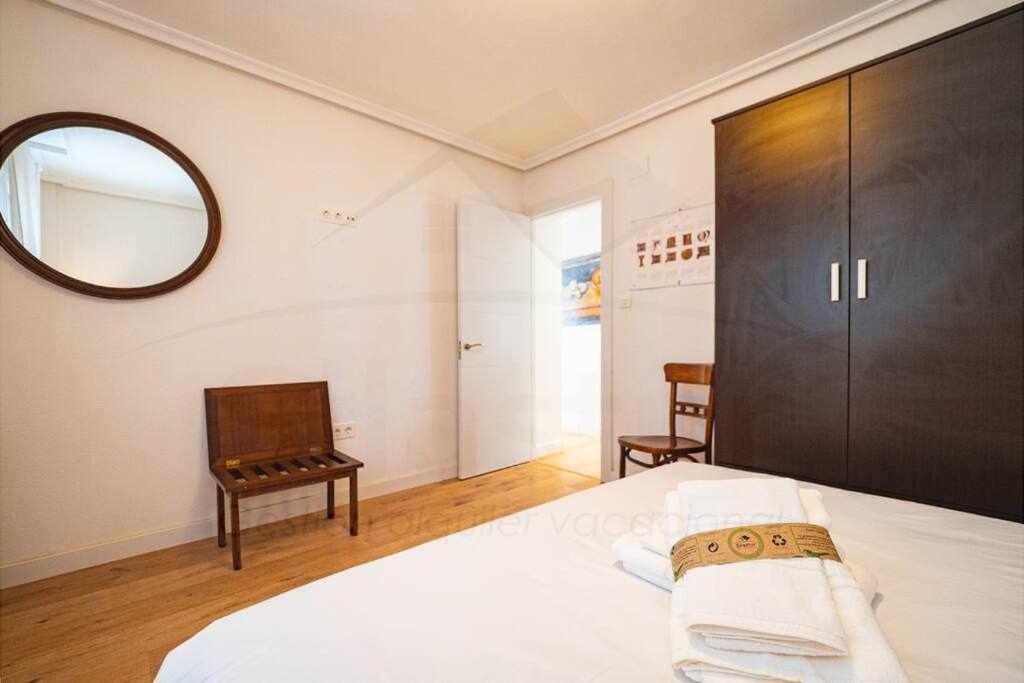 La Capilla Apartamento Oviedo Exterior foto